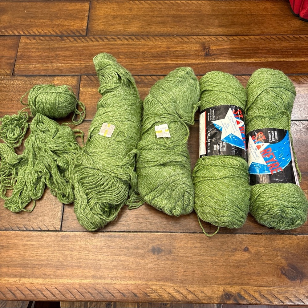4+ Skeins Yarn Starfyre Orlon/Nylon Avocado 2 New 2+ Unwound Still New